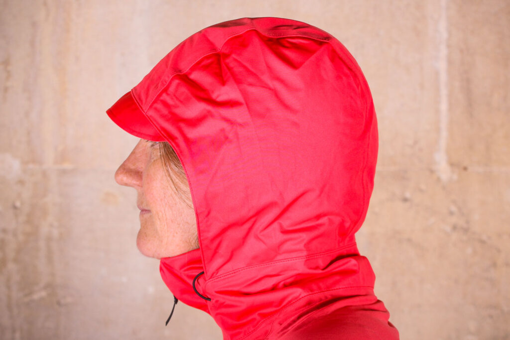 Gore R3 Women Gore-Tex Active Hooded Jacket – hood side.jpg