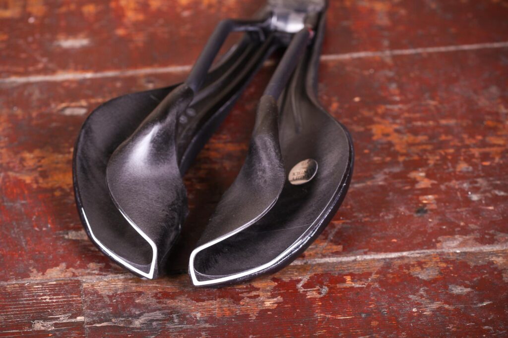 Selle Italia SP-01 Boost Kit Carbonio Superflow – underside 1.jpg