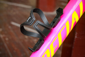 Tacx Radar bottle cage 1.jpg