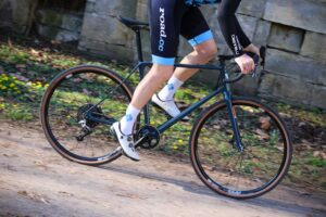 Vielo V+1 Rival - riding 1.jpg