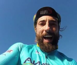 Vittorio Brumotti (via Twitter video)