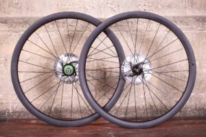 aera_gr_36_tubeless_wheelset.jpg