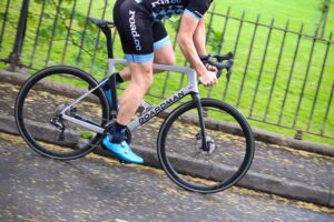 Boardman SLR 9.6 Disc - riding 1.jpg