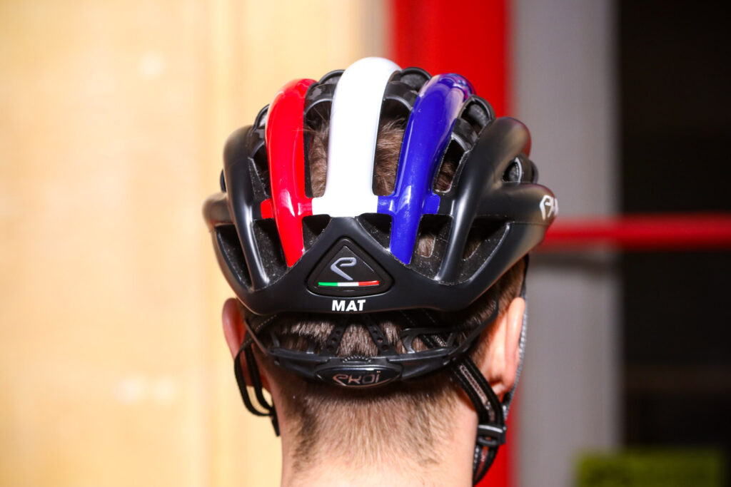 Ekoi Legende helmet – back.jpg