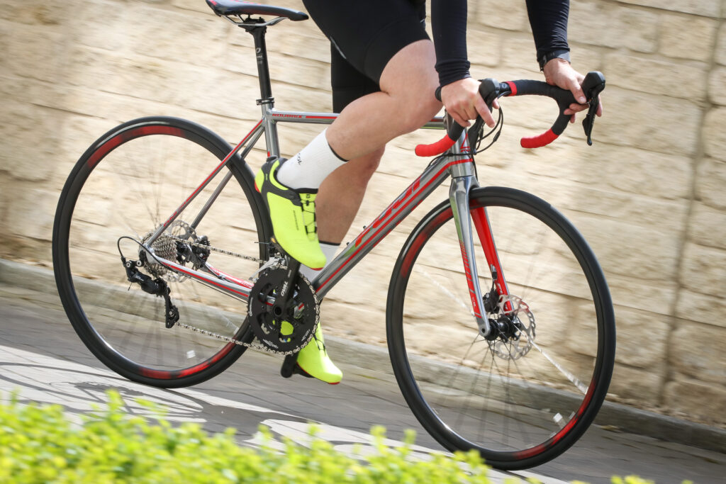 Fuji Roubaix 1.3 Road riding-5.jpg