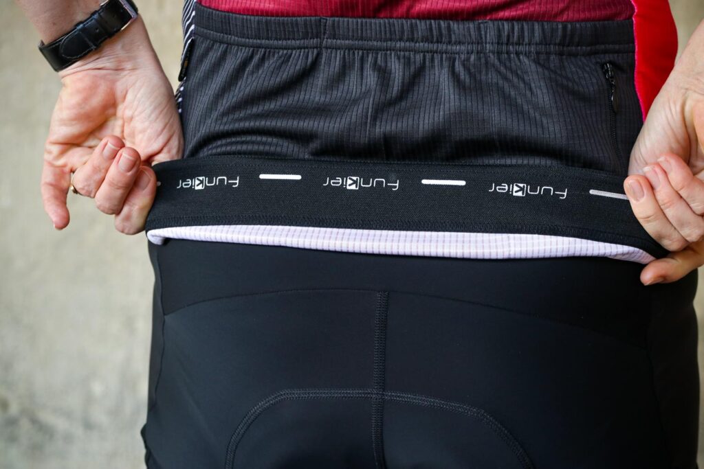 Funkier Mataro Pro Ladies Rider Short Sleeve Jersey in Merlot – gripper.jpg