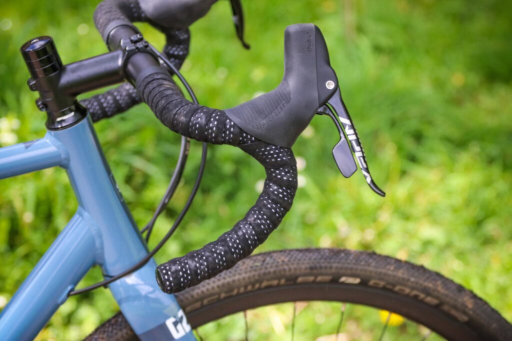 Kinesis G2 – bar and shifter.jpg