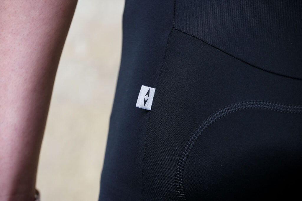 Scicon X-Over Bib shorts – logo.jpg