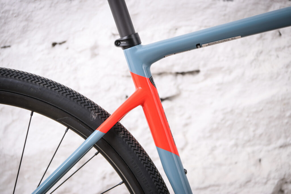 Specialized Men’s Diverge-3.jpg