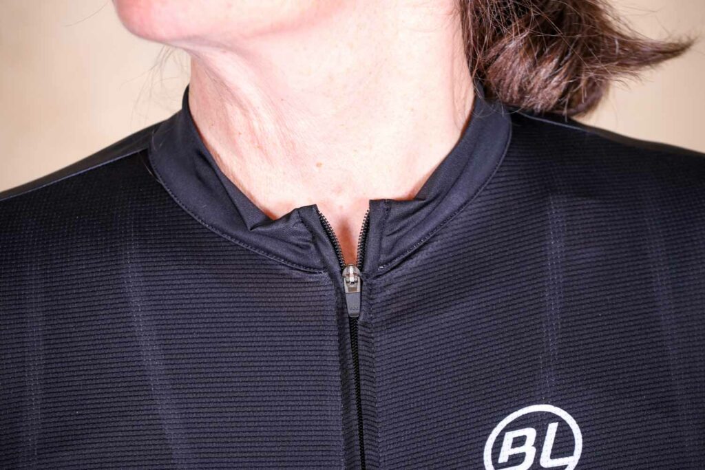 Bicycle Line Monza women’s short sleeve jersey – collar.jpg