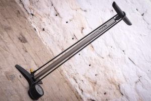 Birzman Grand-Maha - Push & Twist V Floor Pump.jpg