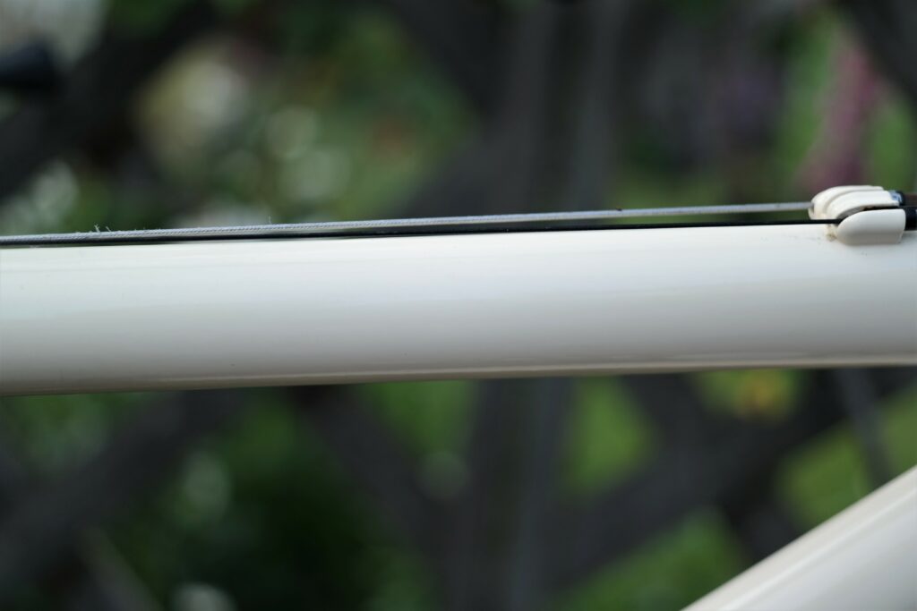 Fenwicks clear coat Univega top tube.JPG