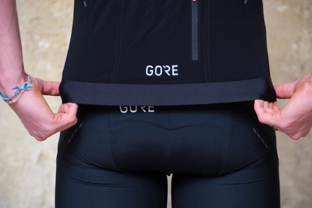 Gore C7 Race Jersey – hem back.jpg