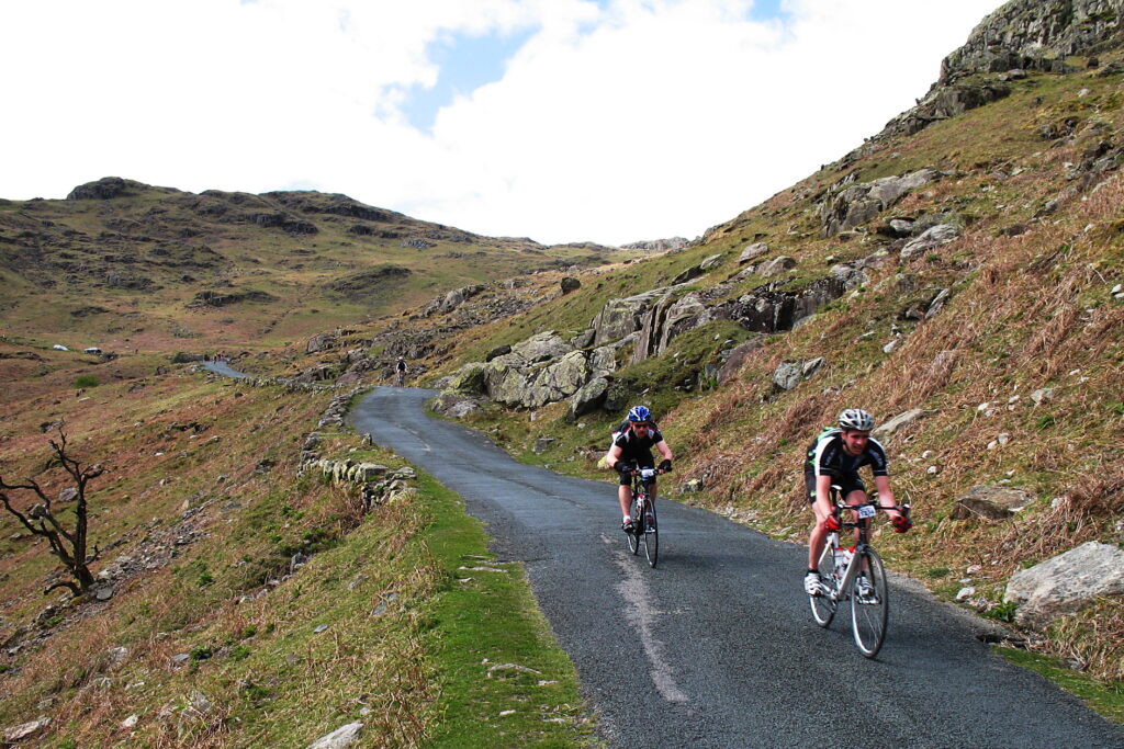 Sportive riders (CC BY 2.0 Paul Dobson).jpg