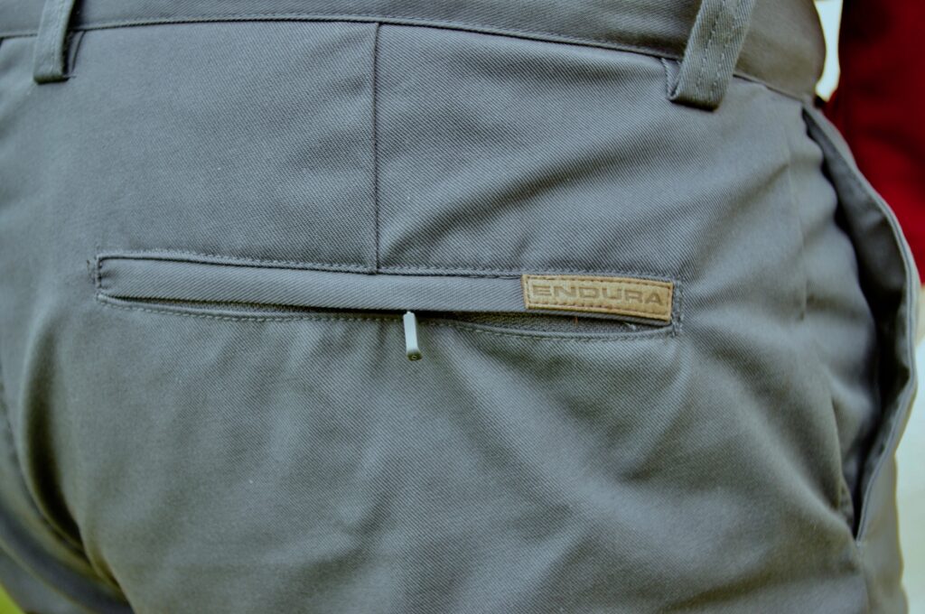 Endura Hummvee Chino pocket detail.jpg