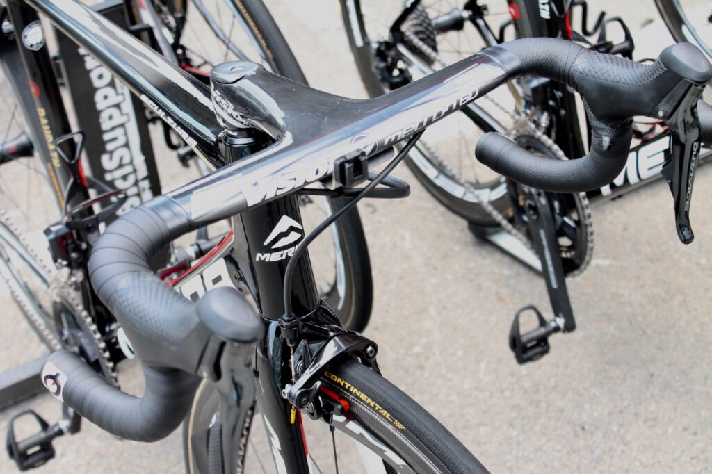 Tour de France 2019 Bahrain Merida Vision Metron 6D handlebar – 1