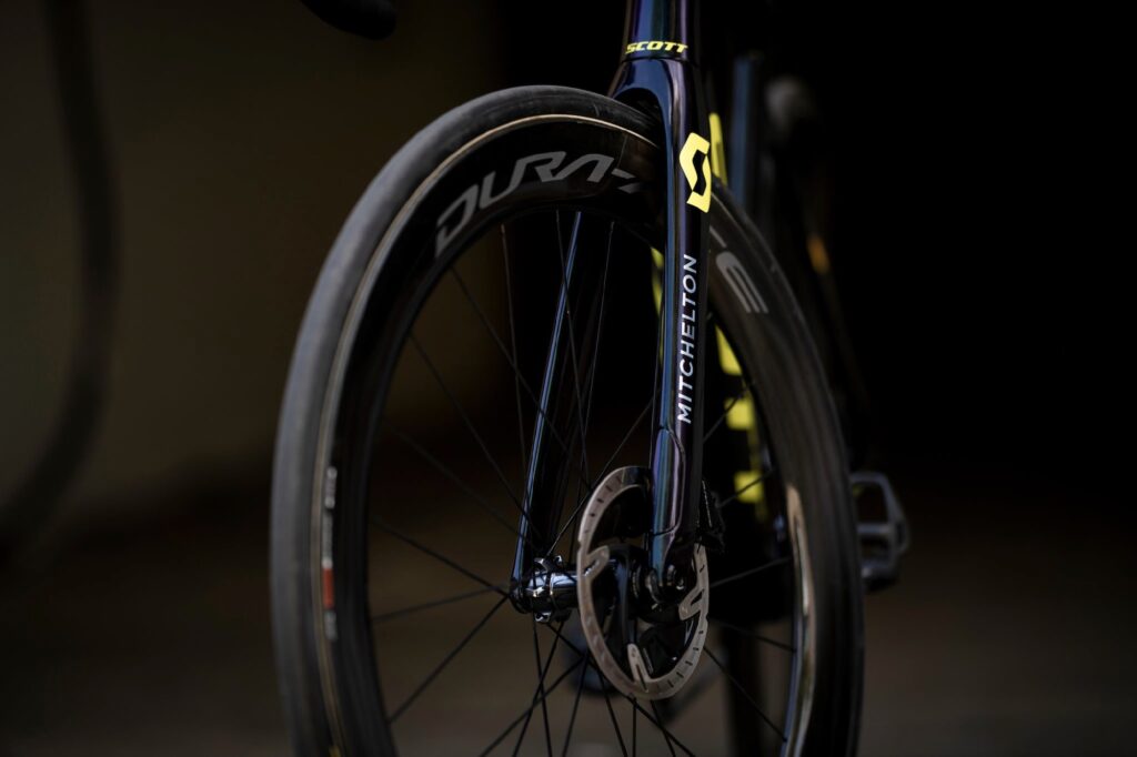 Tour de France 2019 Simon Yates Scott Addict RC – 3.jpg
