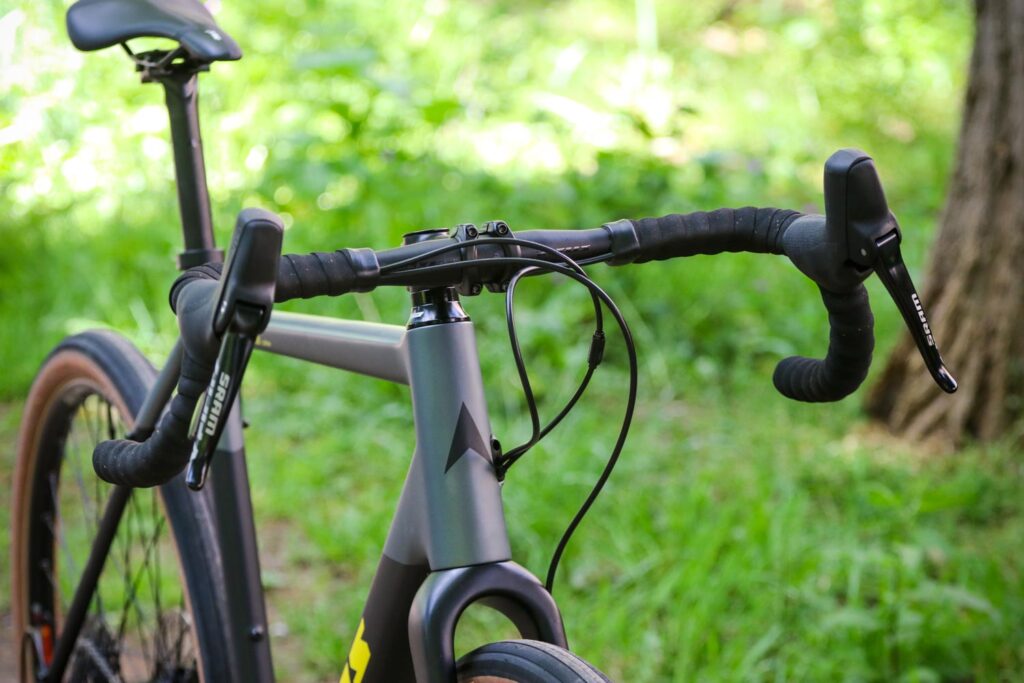 Vitus Substance CRX – bars.jpg