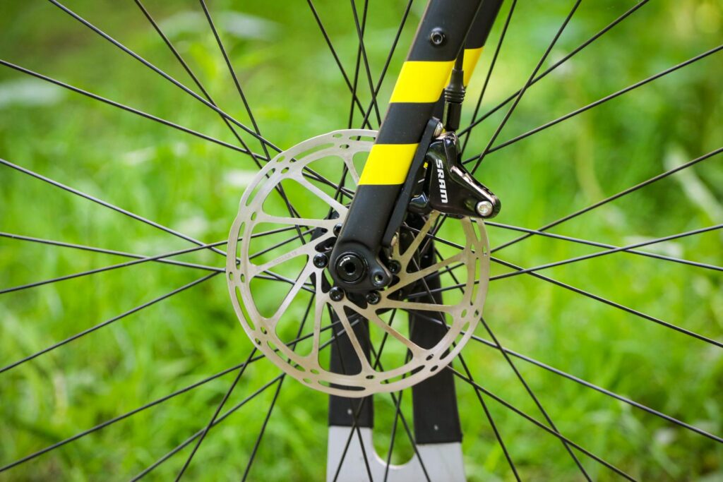 Vitus Substance CRX – front disc brake.jpg