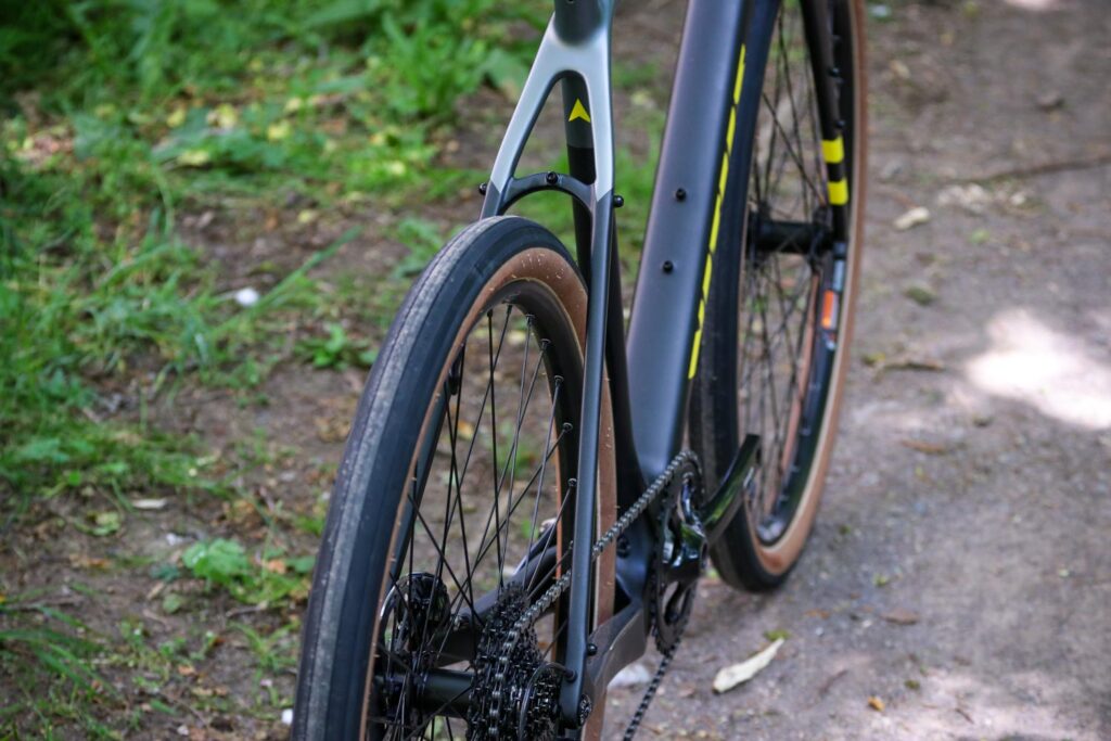 Vitus Substance CRX – stays 2.jpg