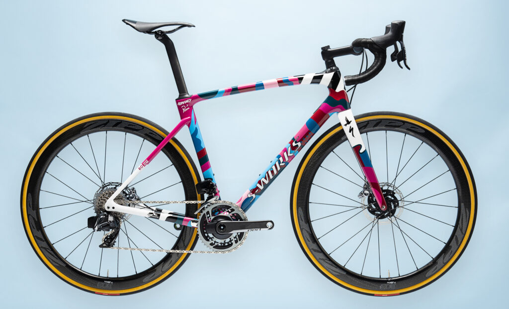 2019_06_14_ROMANCE_PARRA_BIKE_BLUE_0240 floor