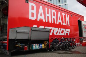 bahrain truck – 1.jpg