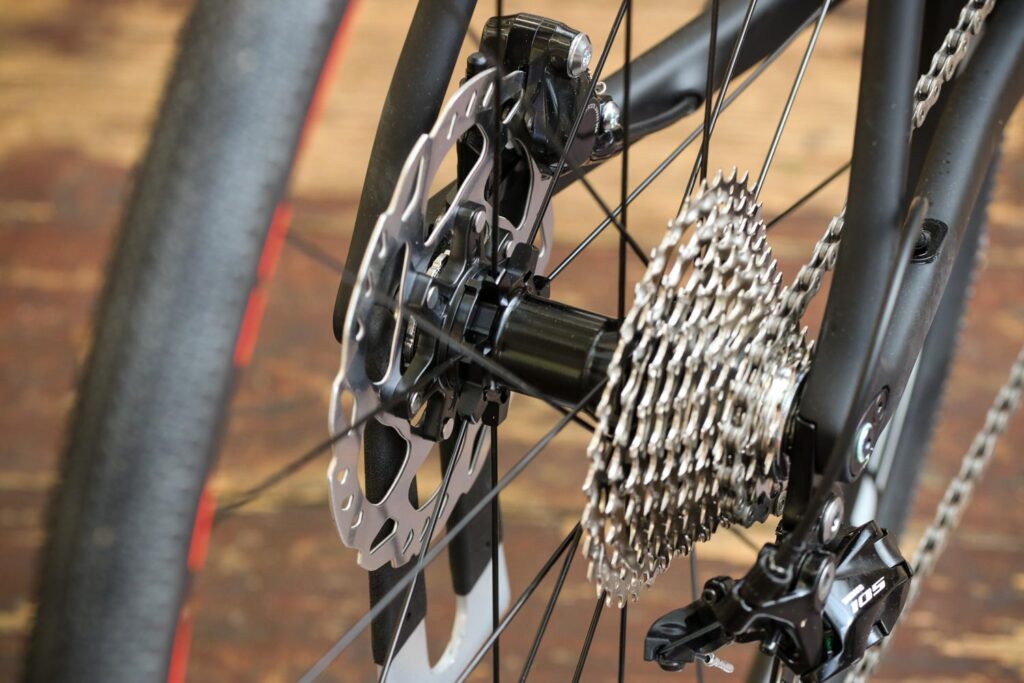 Merlin GX-01 Shimano 105 – rear hub.jpg