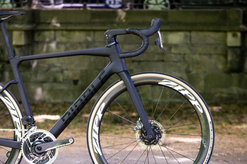 Ribble Endurance SL R Series Disc – front.jpg