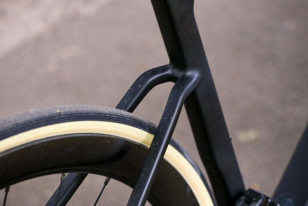 Ribble Endurance SL R Series Disc – stays.jpg