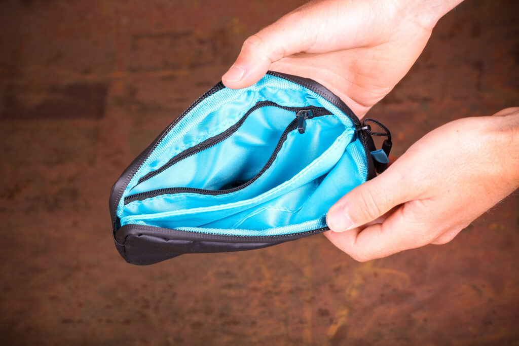 See.Sense Phone Pouch – inside pockets.jpg