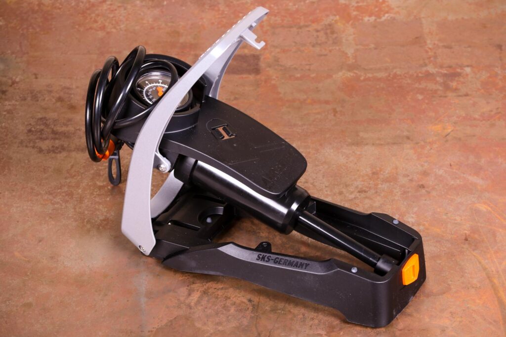 SKS Germany Airstep Foot Pump – open.jpg