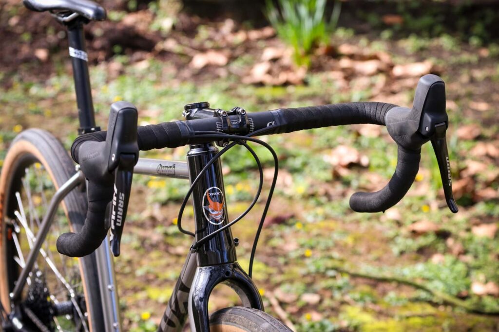 Cotic Escapade – bars.jpg