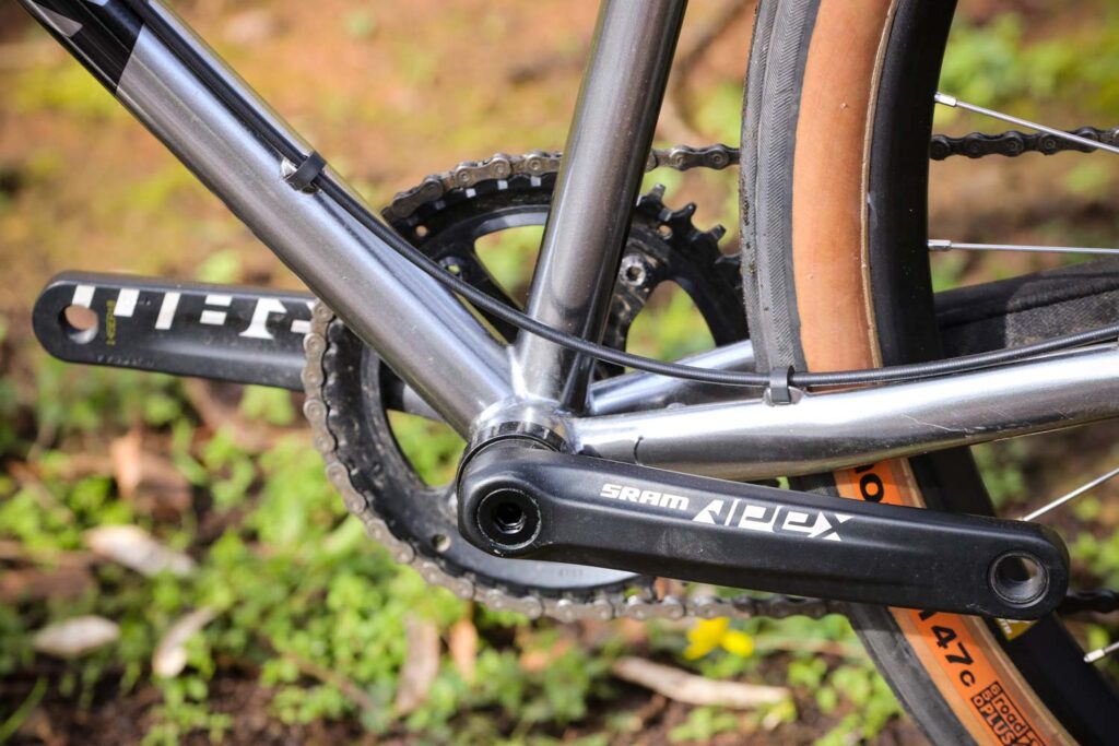 Cotic Escapade – bottom bracket.jpg
