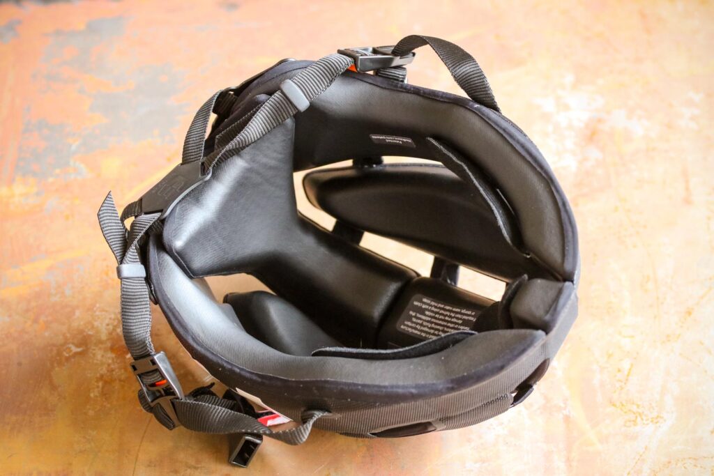 Hedkayse ONE – inside.jpg
