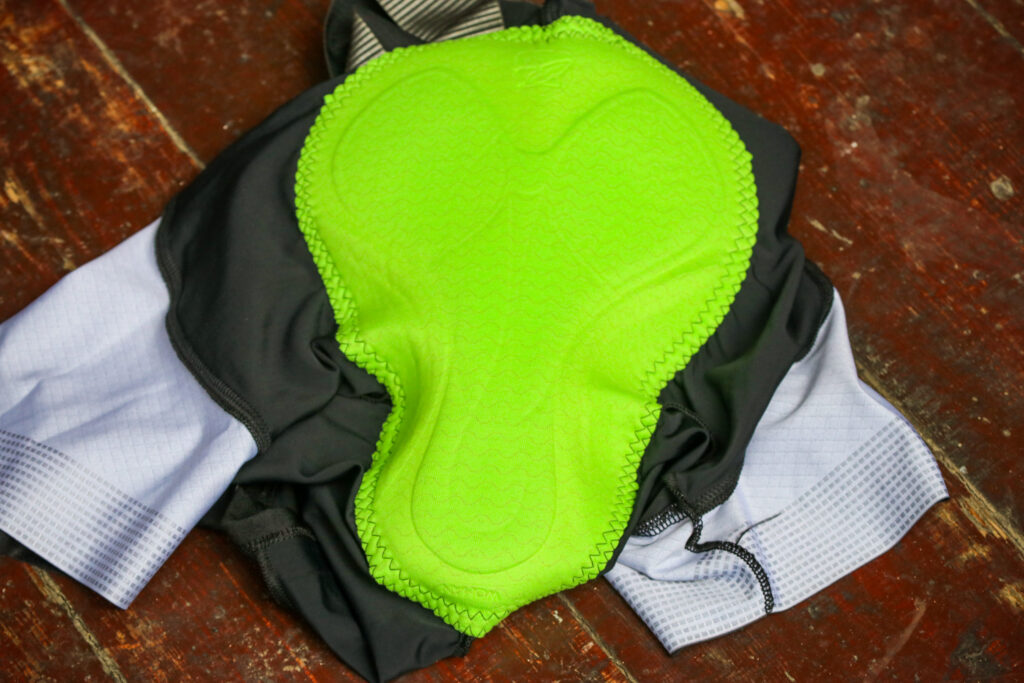 Lusso RS19 womens Bibshorts – pad.jpg