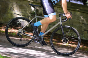Mason Aspect frameset - riding 1.jpg