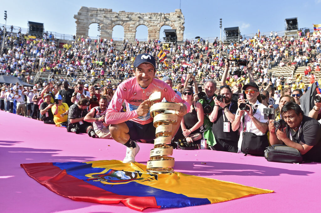 Richard Carapaz with the Giro d’Italia trophy in Verona (picture RCS Sport, LaPresse)