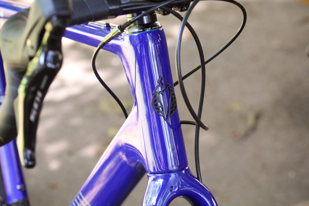 Salsa Warroad – head tube badge.jpg