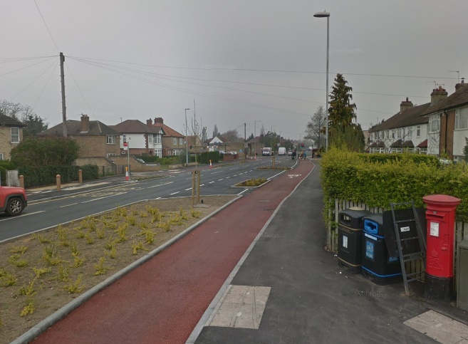 Green End Road cycle lane (via StreetView)