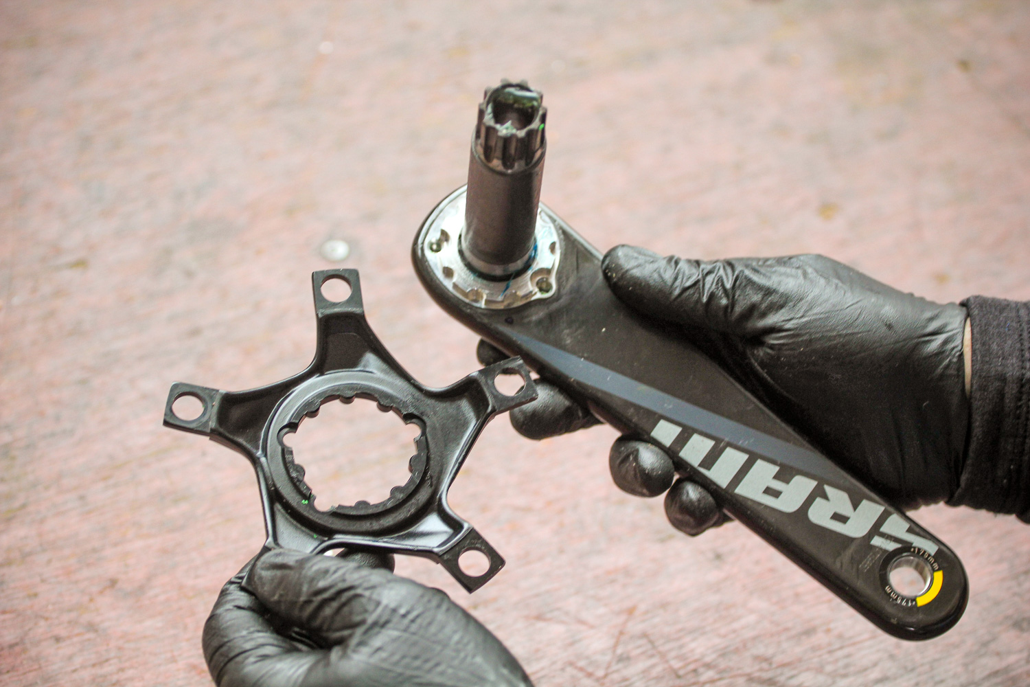 How to fit a CX1 chainring 06