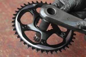 Slide spider onto crank.jpg