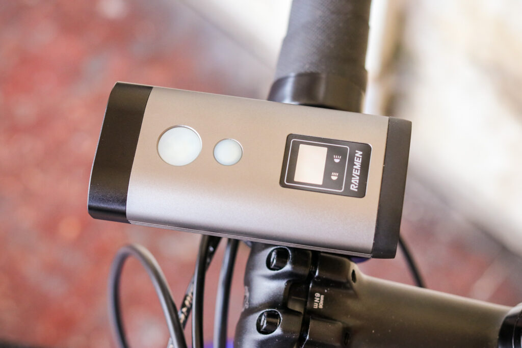 raveman-pr1600-usb-rechargeable-dualens-front-light-top.jpg