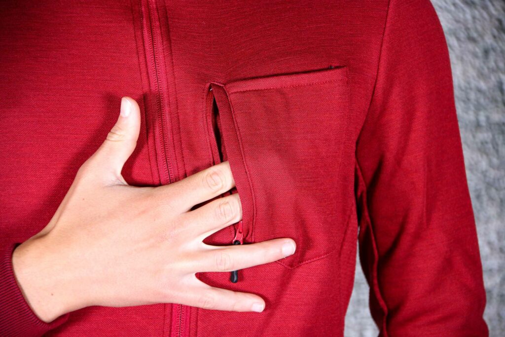 Triban Long Sleeved Merino Top – chest pocket 2.jpg
