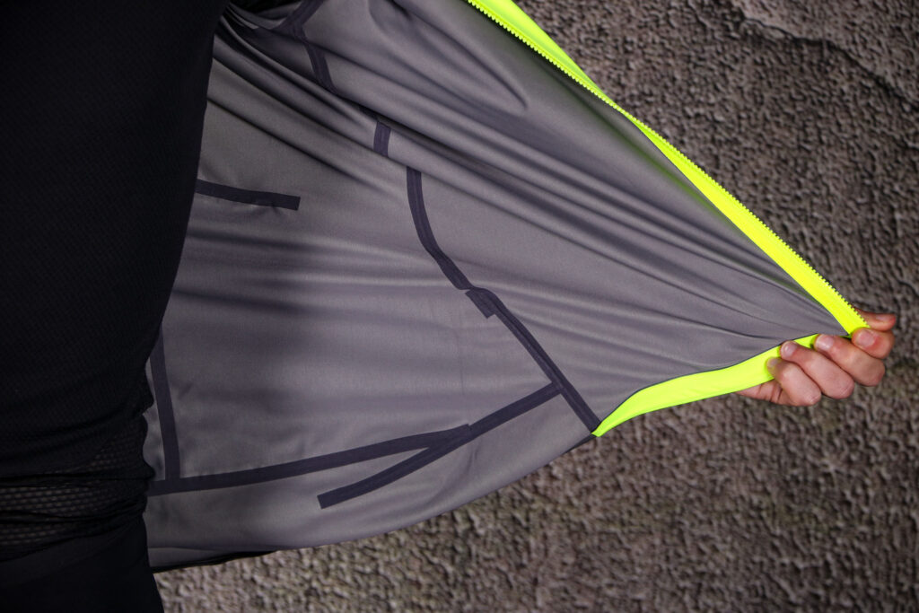 7 Mesh Corsa Soft Shell Jersey – taped seams.jpg