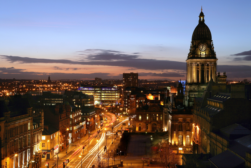 Leeds Headrow and Town Hall (credit Welcome to Yorkshire www.yorkshire.com)