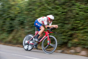 Alex Dowsett signs for Israel Cycling Academy