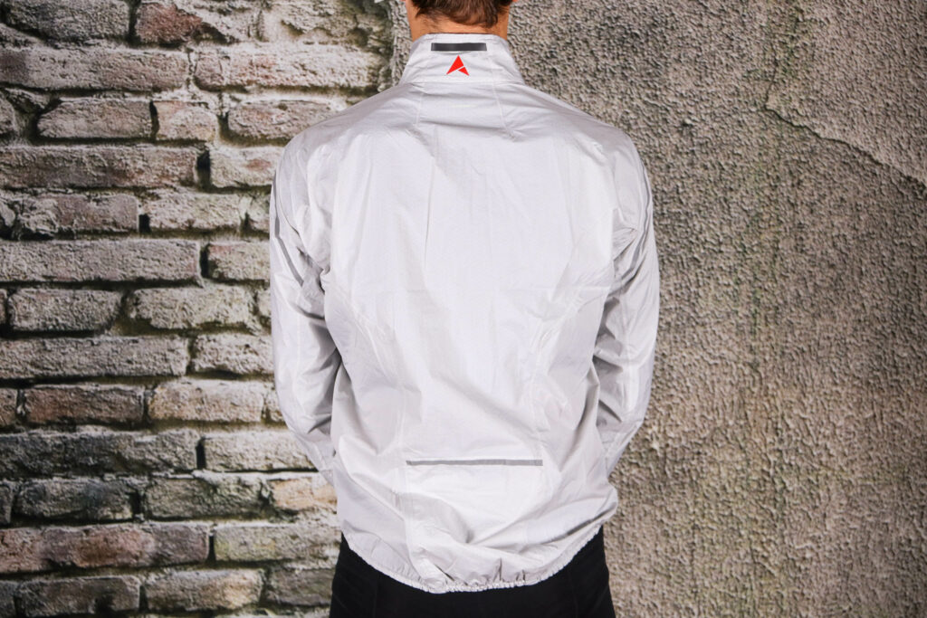 Altura Classic Waterproof Jacket – back.jpg