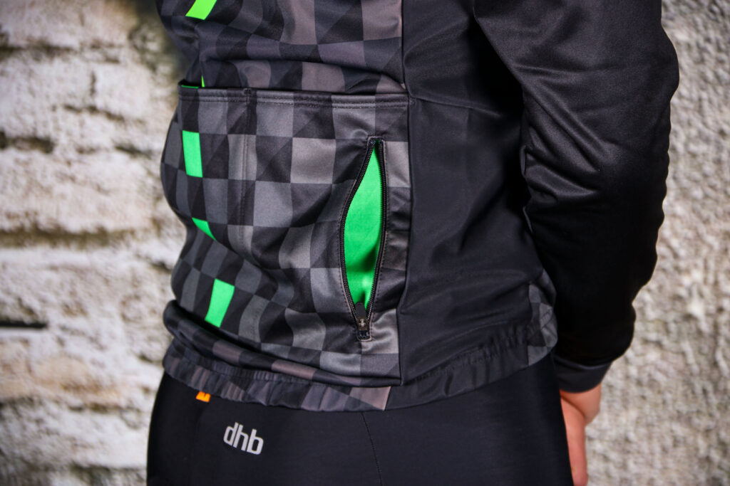 dhb Classic FLT Softshell Roubaix Jacket – zip pocket.jpg