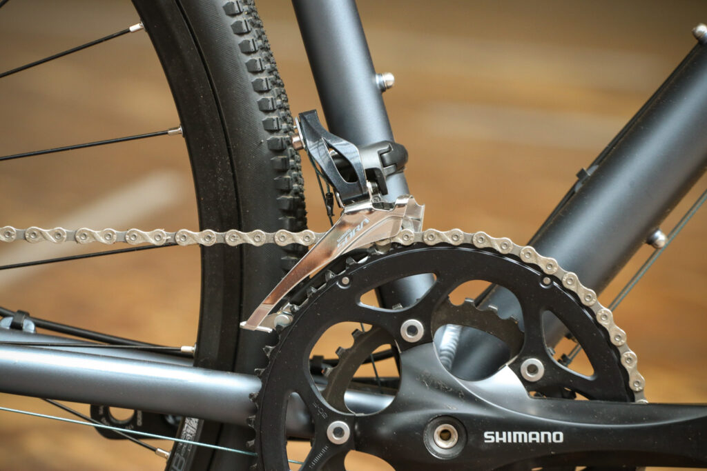 genesis-cda-20-front-mech.jpg
