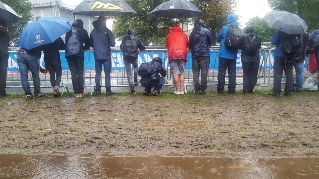 Harrogate Worlds 2019 fan zone mud (credit Simon MacMichael)